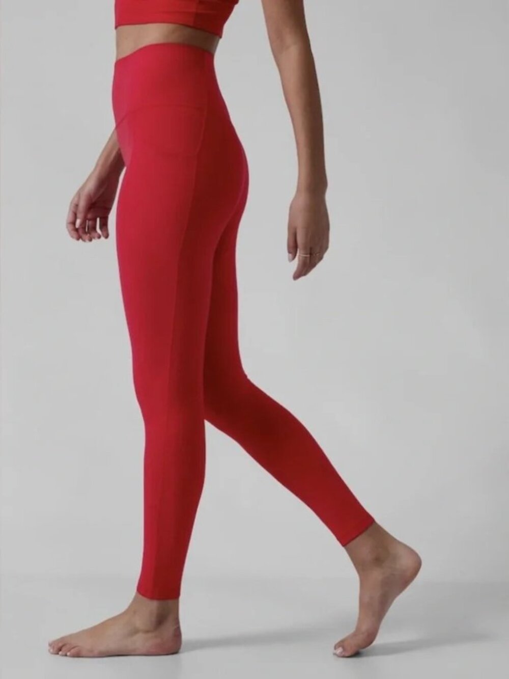 Athleta Salutation Stash Red 7/8 Tight Leggings Size S Pockets Compression Gym